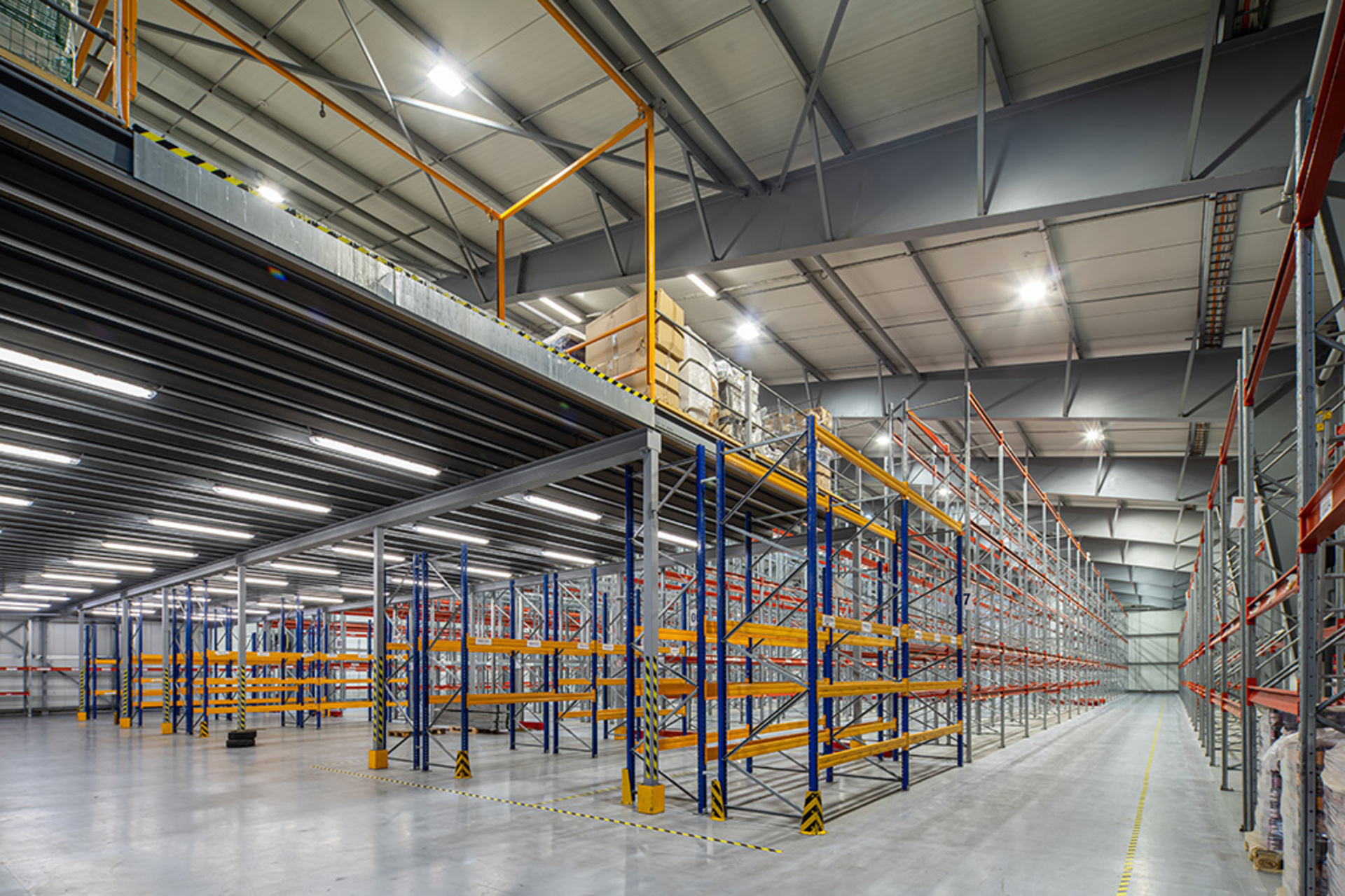 Industrie & Gewerbe bei Elektrotechnik Meingast in Weiding