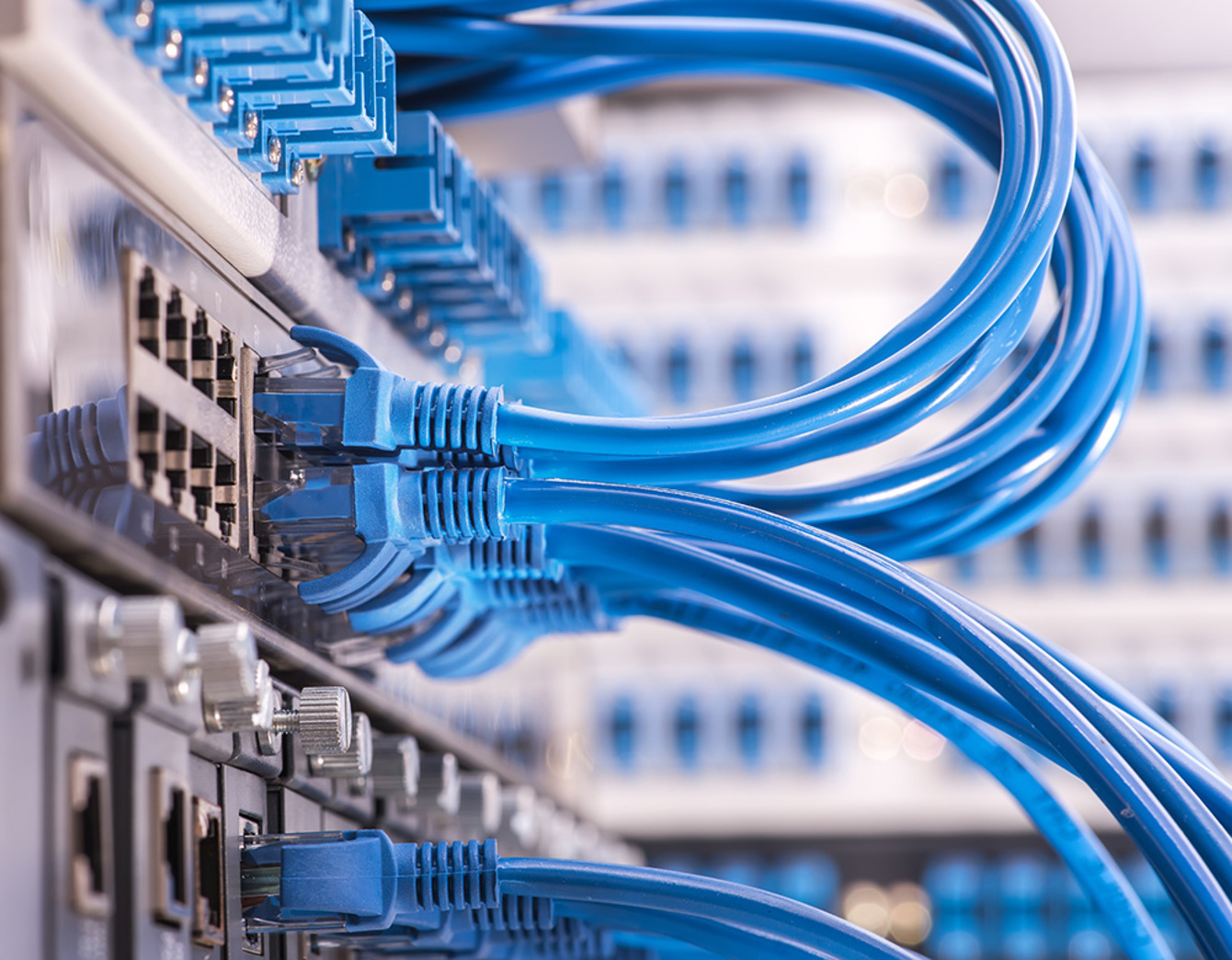 Netzwerke bei Elektrotechnik Meingast in Weiding
