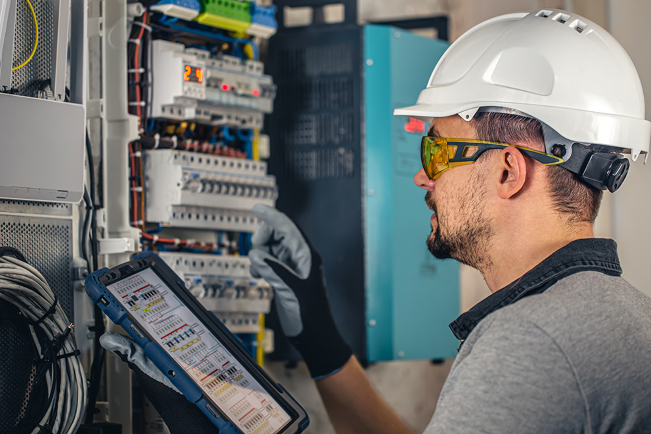 Industrie und Gewerbe bei Elektrotechnik Meingast in Weiding